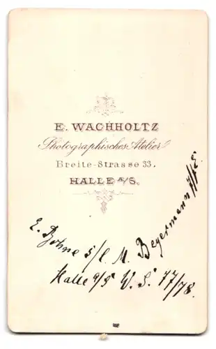 Fotografie E. Wachholtz, Halle a /S., Breite-Str. 33, Bürgerlicher Herr mit Brille und Oberlippenbart