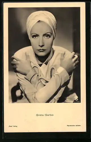 AK Schauspielerin Greta Garbo mit Turban