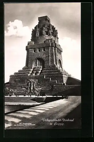 AK Leipzig, Völkerschlachtdenkmal, Blick auf das Fundament