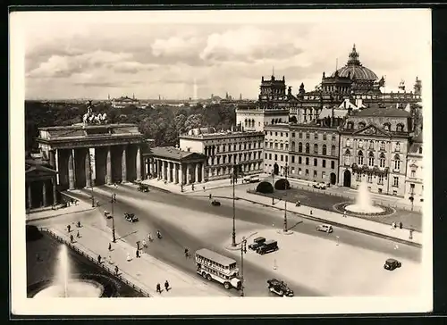 AK Berlin, Pariser Platz mit Blick auf Tiergarten