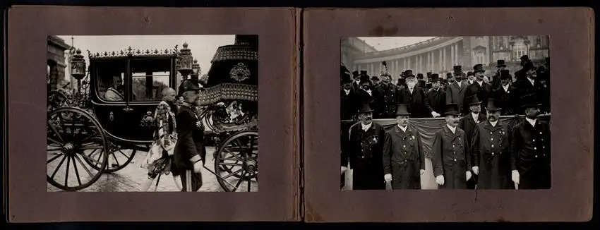 Fotoalbum mit 23 Fotografien, Ansicht Wien, Eucharistische Festwoche 1912, Kaiser Franz Joseph I., Josef Neumayer u.a. 6
