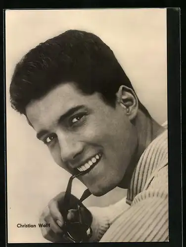AK Schauspieler Christian Wolff mit Brille