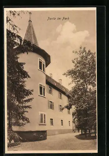 AK Villingen, Lehr- u. Erziehungs-Institut St. Ursula, Partie im Park