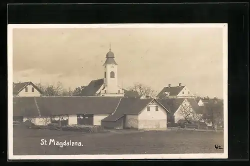 Foto-AK St. Magdalena, Blick zur Kirche