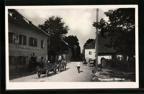 Foto-AK Mürzhofen, Ortspartie mit Gasthaus und Fleischhauerei Grabner