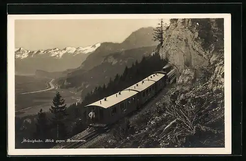 AK Brünigbahn mit Blick gegen Brienzersee