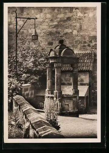 Foto-AK Deutscher Kunstverlag, Nr. Cg 22: Coburg, Veste, Zisterne von Kunz Krebs im zweiten Burghof