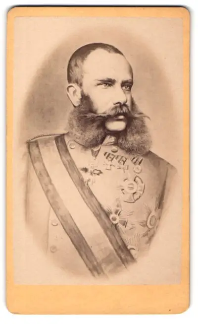 Fotografie Knizek, Wien, Portrait der junge Kaiser Franz Jospeh I. in Uniform 0