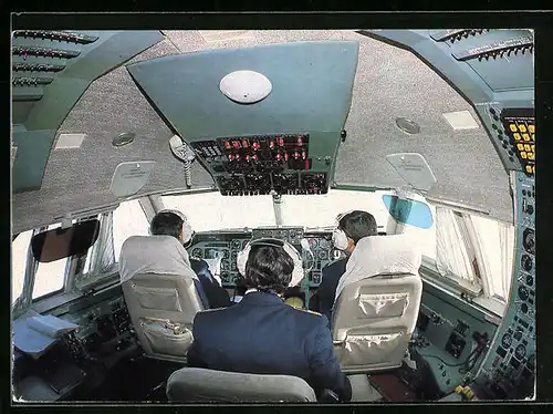 AK Flugzeug, Inside the cockpit of the IL-86