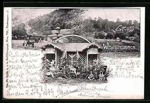 AK Weidlingbach, Männergruppe mit Fahnen, Ortspartie am Taubenturm