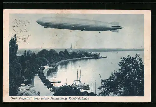 AK Friedrichshafen /Bodensee, LZ127 Graf Zeppelin über der Stadt