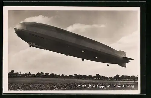 AK Luftschiff LZ127 Graf Zeppelin beim Aufstieg