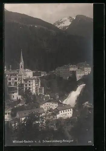 AK Wildbad-Gastein, Blick auf die Schwarzenberg-Anlagen mit Wasserfall