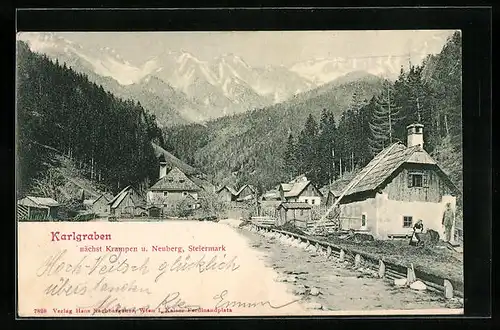 AK Karlgraben, Strassenpartie im Dorf gegen das Hochgebirge