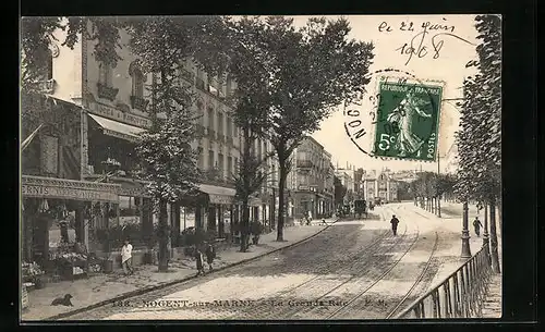 AK Nogent-sur-Marne, La Grande-Rue
