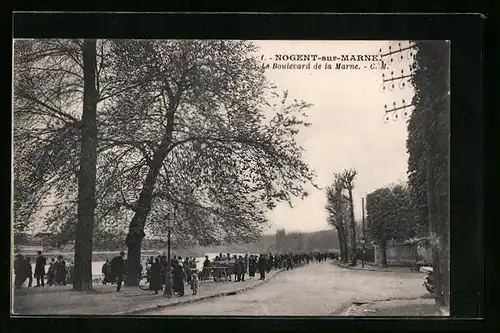 AK Nogent-sur-Marne, Le Boulevard de la Marne