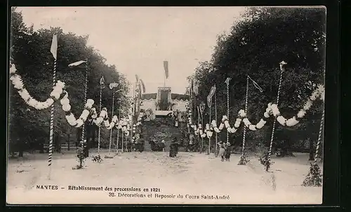 AK Nantes, Rètablissement des processions en 1921 - Dècorations et Reposier du Cours Saint-Andrè