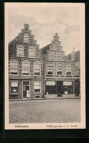 AK Oudewater, Oude gevels a. d. Markt