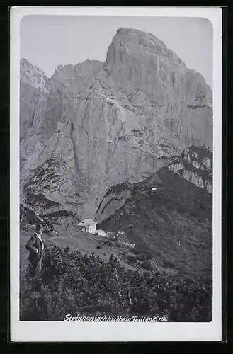 AK Stripsenjochhütte, Berghütte vor Gipfelpanorama