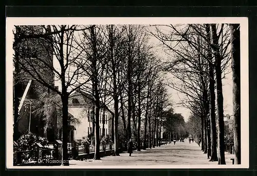 AK Assen, Dr. Nassaulaan met R. K. Kerk