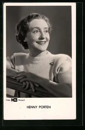 AK Schauspielerin Henny Porten mit bezauberndem Lächeln