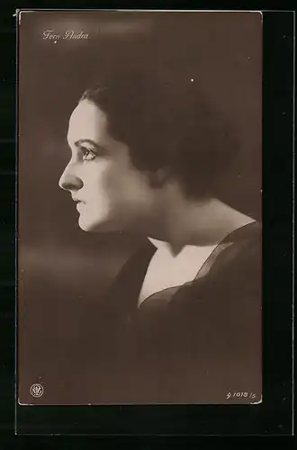 AK Schauspielerin Fern Andra blickt fragend gen Himmel