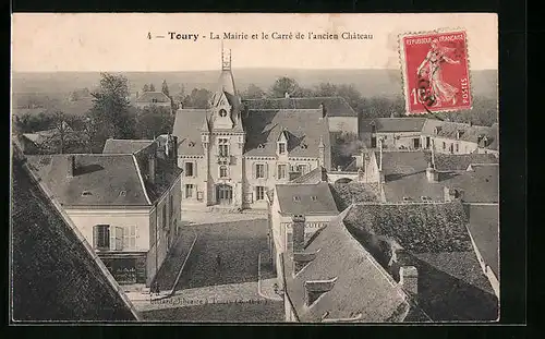 AK Toury, la Mairie et le Carré de l'ancien Chateau