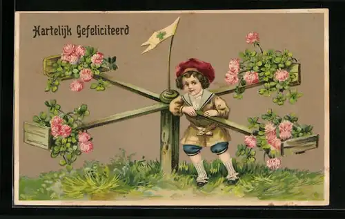 Präge-AK Bube an einer Blumenschaukel