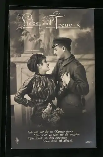 Foto-AK PFB: Liebe und Treue, Soldat nimmt die Hand seiner Liebsten