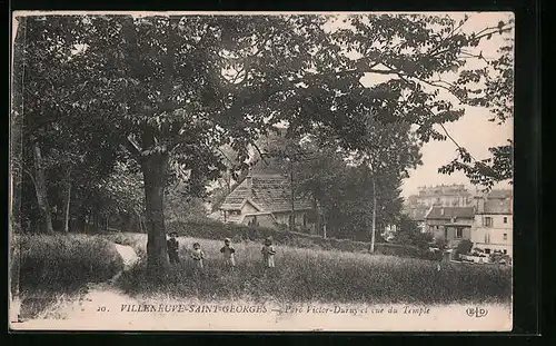 AK Villeneuve-Saint-Georges, Parc Victor-Duruy et vue du Temple