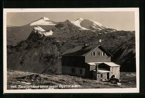 AK Tuxerjochhaus, Berghütte gegen Olperer