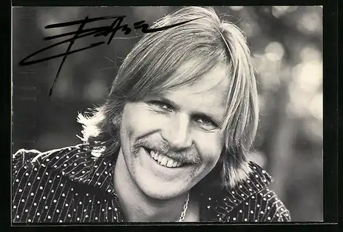 AK Musiker Frank Zander mit jungenhaftem Charme, Autograph
