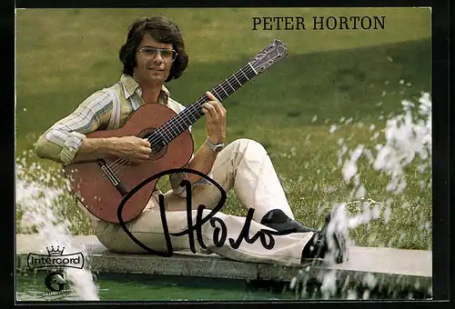 AK Musiker Peter Horten mit Gitarre, Autograph