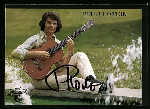 AK Musiker Peter Horton spielt auf der Gitarre, Autograph
