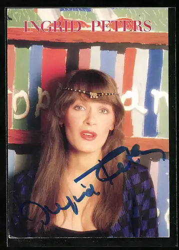 AK Musikerin Ingrid Peters mit fragendem Blick, Autograph