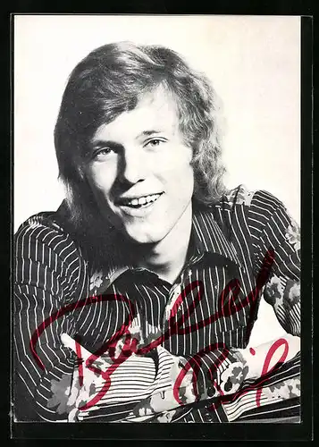 AK Musiker Bernhard Brink mit charmantem Lächeln, Autograph