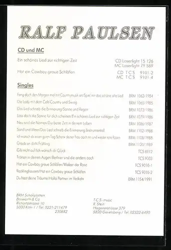 AK Musiker Ralf Paulsen blickt lächelnd in die Kamera