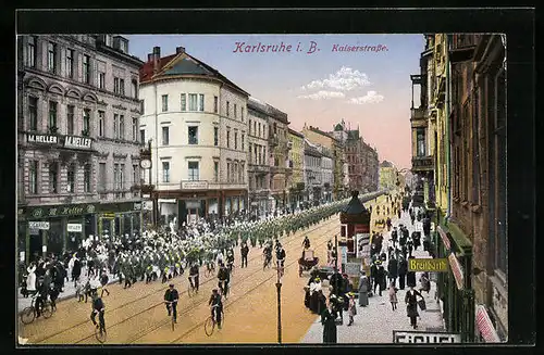 AK Karlsruhe, Parade auf der Kaiserstrasse