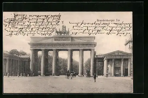 AK Berlin, Brandenburger Tor mit Passanten