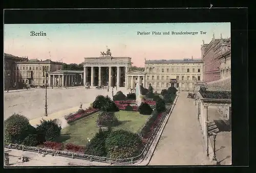 AK Berlin, Brandenburger Tor und Pariser Platz
