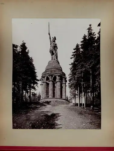 Fotoalbum mit 114 Fotografien, Ansicht Interlaken, Grosses Reisealbum 1887-1897 illustriert eine Europa-Reise