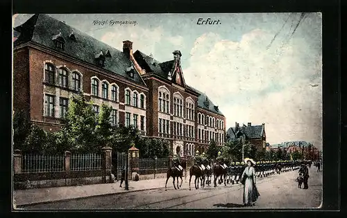 AK Erfurt, Königl. Gymnasium mit Truppenmarsch