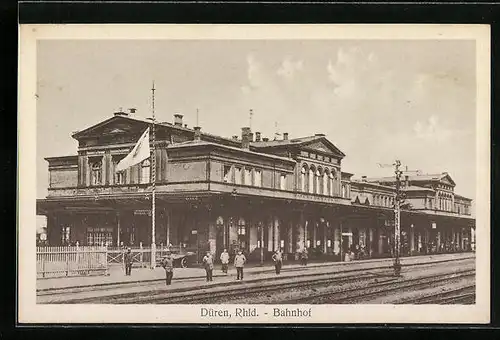 AK Düren /Rhld., Blick auf einen Bahnhofsgleis