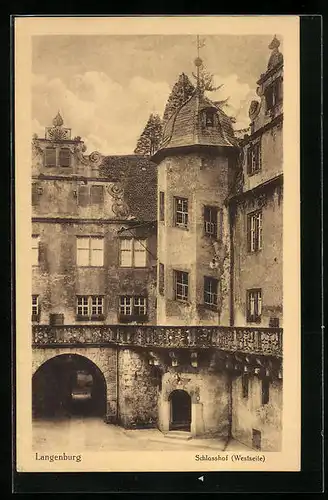 AK Langenburg, Blick auf die Westseite des Schlosshofs