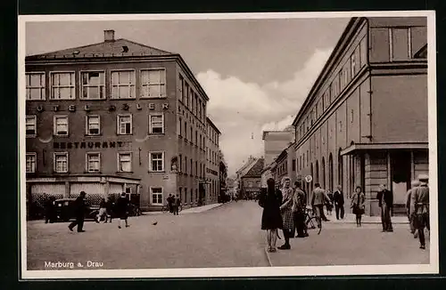 AK Marburg /Dr., Strassenpartie im Zentrum