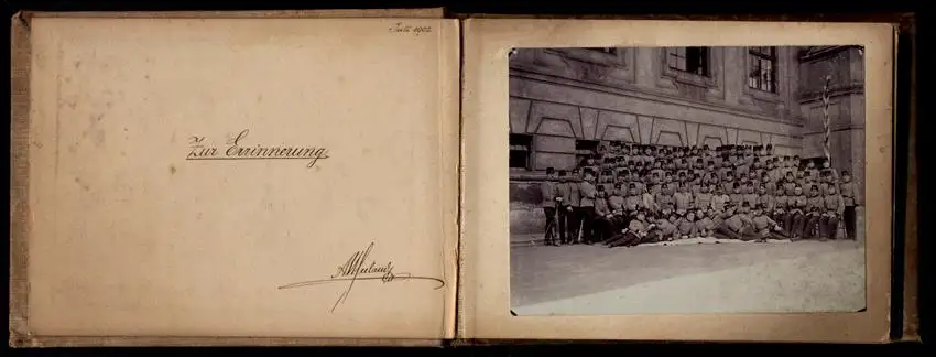 Fotoalbum mit 15 Fotografien Ansicht Wien, k.k. Landwehr-Kadetten-Schule 1902, Travestie Knaben in Frauenkleidern 0
