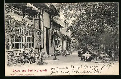 AK Bad Helmstedt, Cafe Kurgarten mit Gästen
