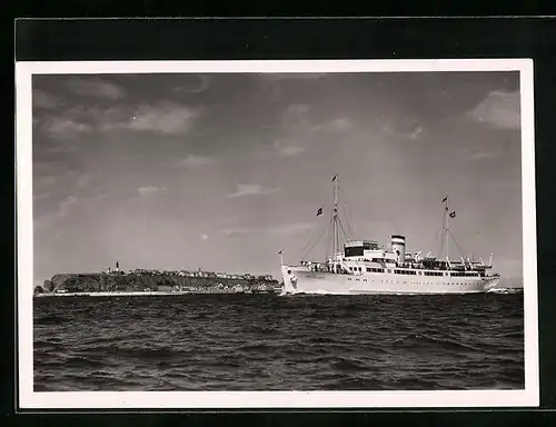 AK Passagierschiff MS Königin Luise vor der Küste Helgolands