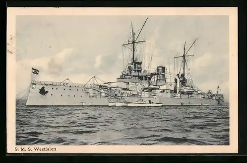 AK Kriegsschiff SMS Westfalen vor Anker liegend