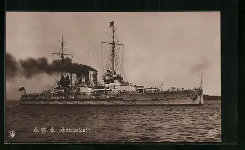 AK Kriegsschiff SMS Ostfriesland gibt Volldampf